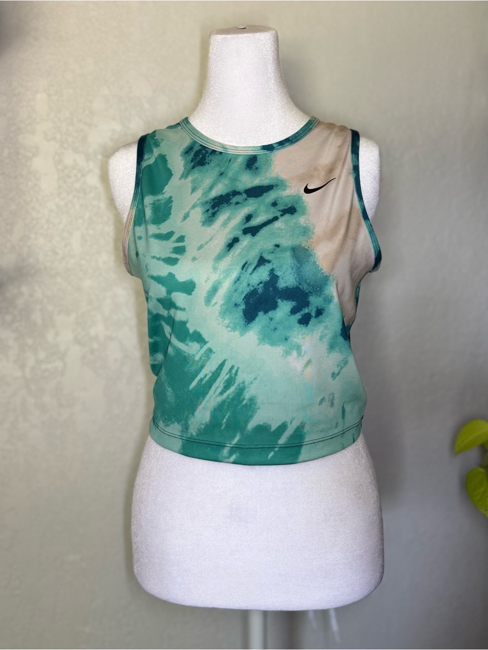 Nike Women's Teal & Beige Tie-Dye Crop Tank